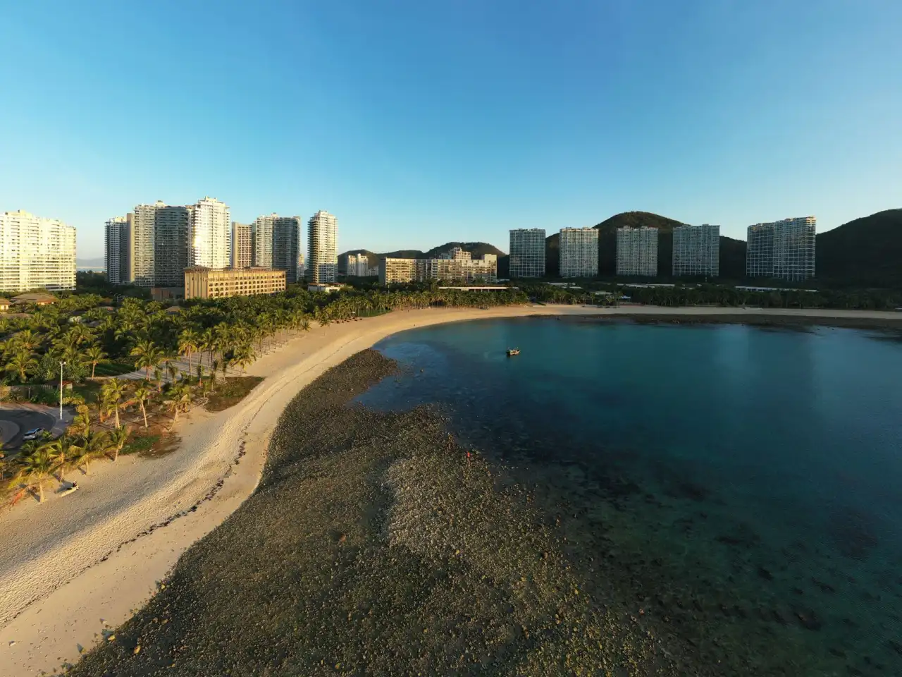 2025年消费洞察报告：北京神脑资讯解读市场趋势与品牌健康度评估方法