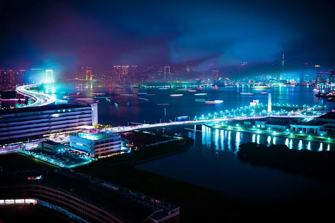 2025年消费行业趋势预测：基于消费者行为数据的品牌战略调整
